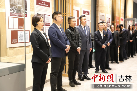 �c���ˆT�^չ�� �O��/�z