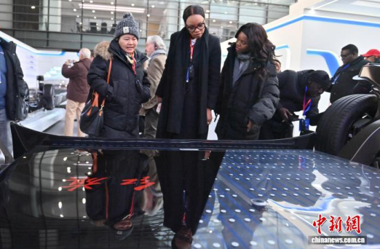 12��16���������L��������F�ɆT���Ї�һ�����^�������� �z