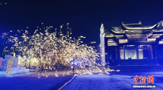 �����д����ϵ���Ļ��w��������ʯ���� �z