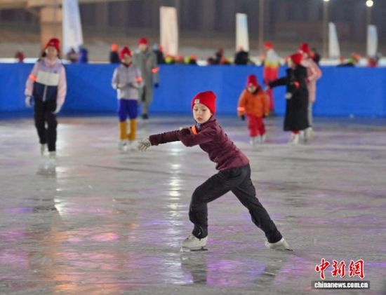 1��6���������L����С�\(y��n)��(d��ng)�T���^��չʾ���ӻ��������� �z