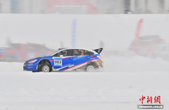 1��15���������L(zh��ng)����܇���ڱ�ѩِ���ϼ��Y�������� �z