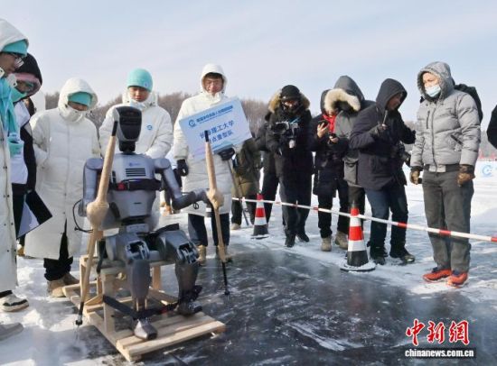 1��10�գ������L�����C�������������ϓ]��ѩ�ȣ��ڱ����ϊ^��������(�Y�ψD) ���� �z