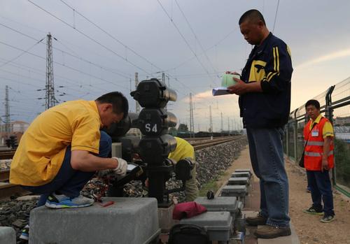 石家莊東華鐵路學(xué)校鐵道信號(hào)專業(yè)就業(yè)怎么樣？