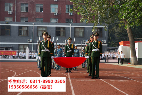 石家莊東華鐵路學(xué)校管得嚴(yán)嗎？